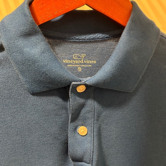 Boys size 18 vineyard vine shirt - Picture 1 of 3